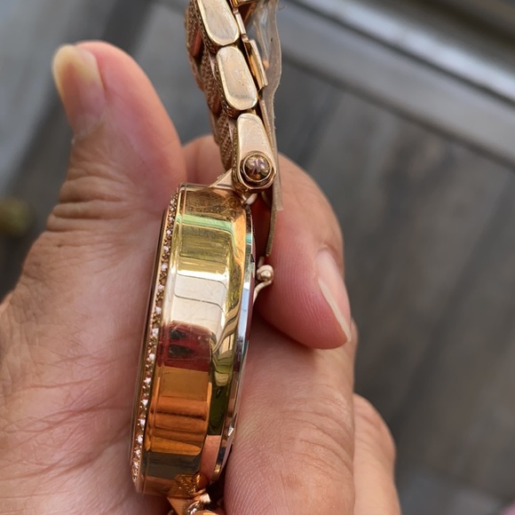 Michael Kors Crystal Watch - Picture 9 of 12